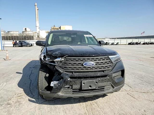 2021 Ford Explorer - Image 11