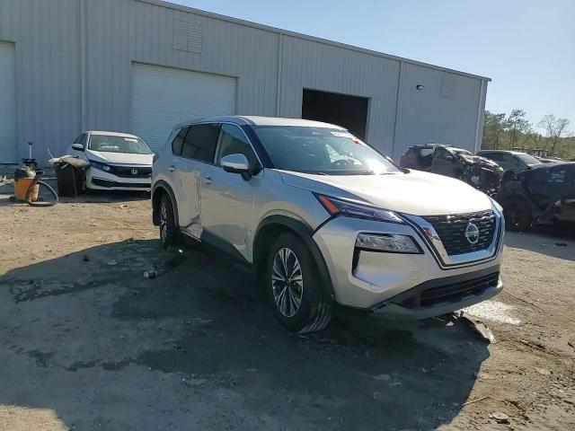 2021 Nissan Rogue - Image 15