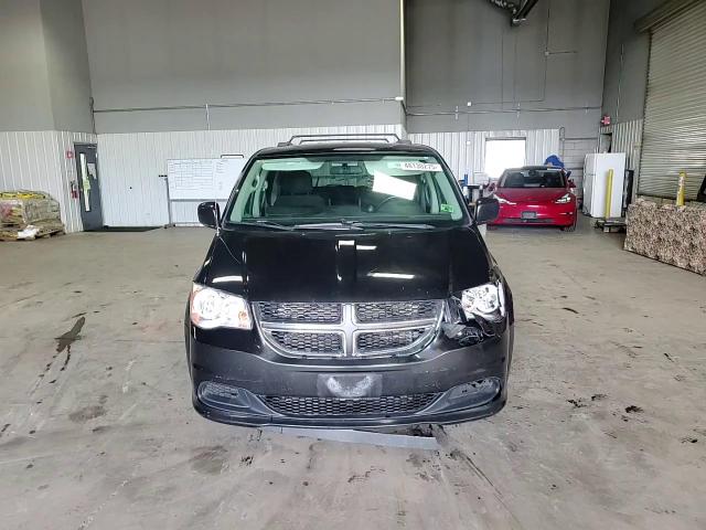 2016 Dodge Caravan - Image 11