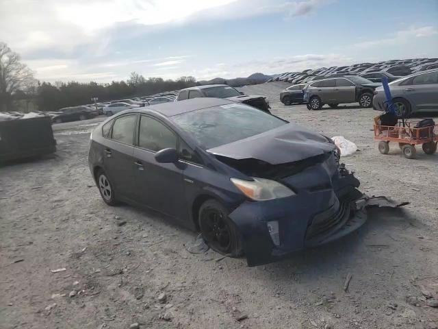 2012 Toyota Prius - Image 12