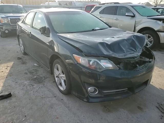 2014 Toyota Camry - Image 10