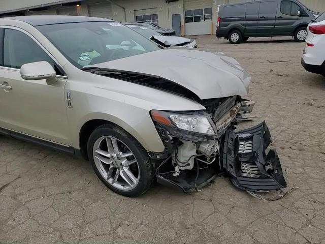 2011 Lincoln Mkt VIN: 2LMHJ5ATXBBJ52360 Lot: 50949275