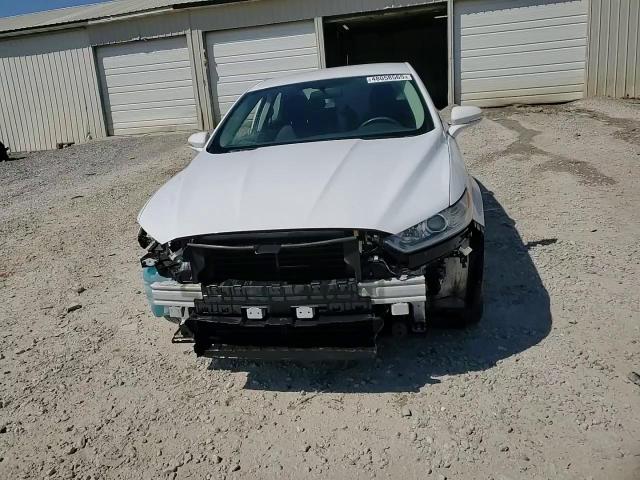 2016 Ford Fusion - Image 14