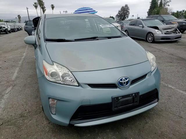 2015 Toyota Prius - Image 10
