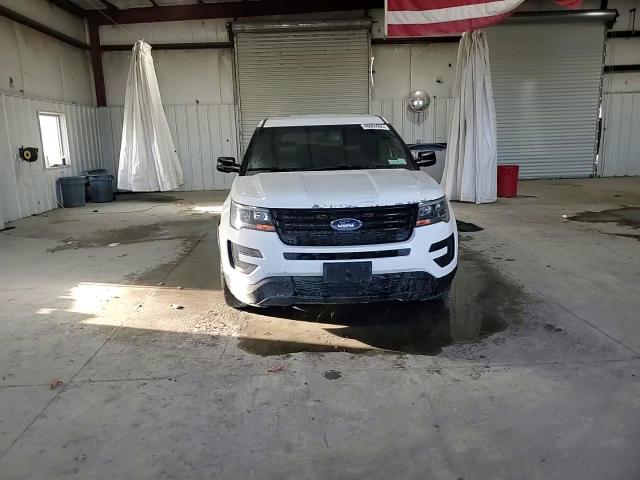 2016 Ford Explorer - Image 14