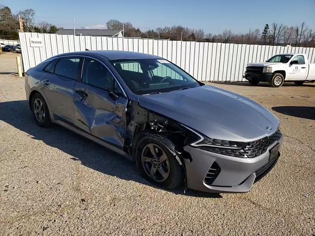 2021 Kia K5 - Image 10