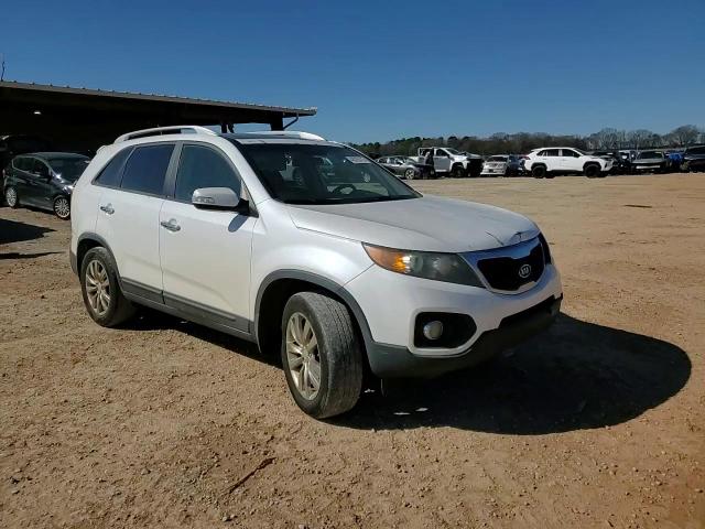 2011 Kia Sorento - Image 12