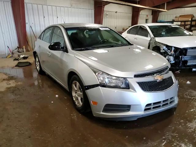 2013 Chevrolet Cruze - Image 14