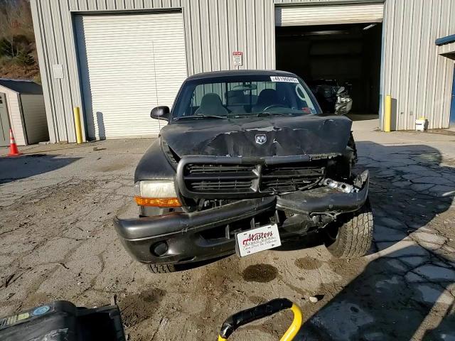 2002 Dodge Dakota - Image 10