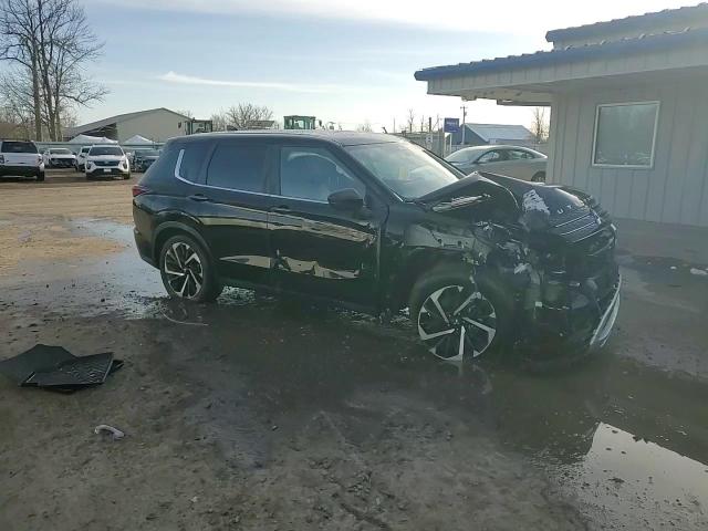 2024 Mitsubishi Outlander - Image 15