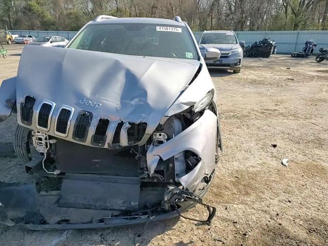 2015 Jeep Grand Cherokee - Image 11