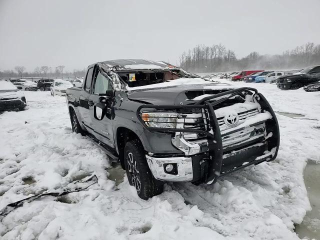 2017 Toyota Tundra - Image 11