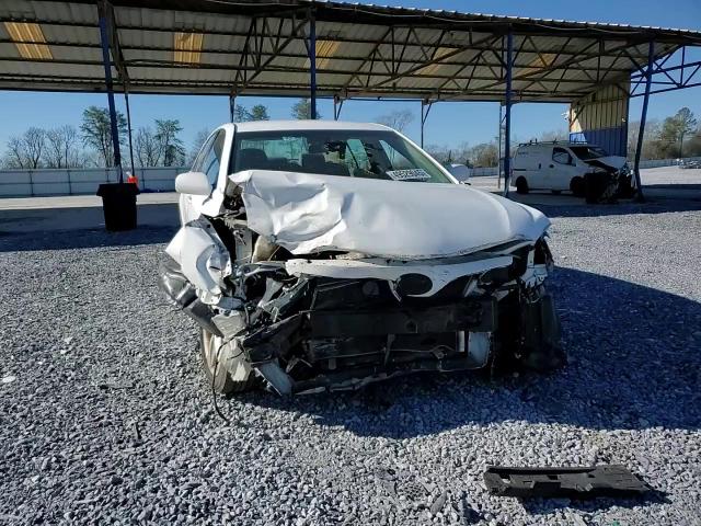 2011 Toyota Camry - Image 11