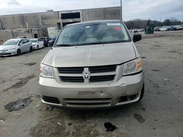 2009 Dodge Caravan - Image 12