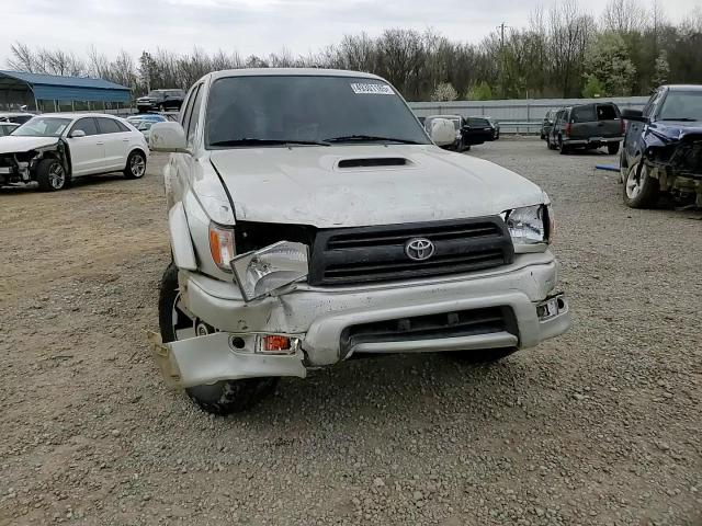 2000 Toyota 4Runner - Image 12