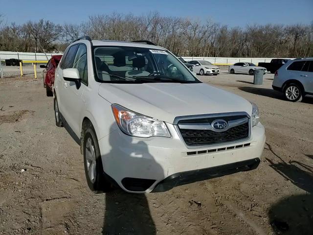 2016 Subaru Forester - Image 11