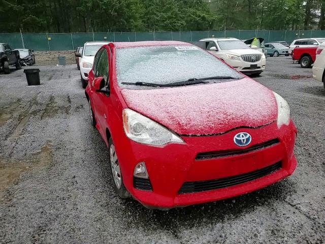 2012 Toyota Prius - Image 11