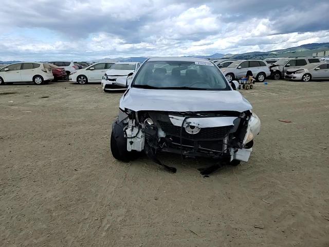 2010 Toyota Corolla - Image 11