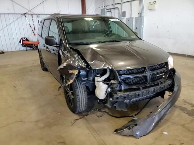 2018 Dodge Caravan - Image 14