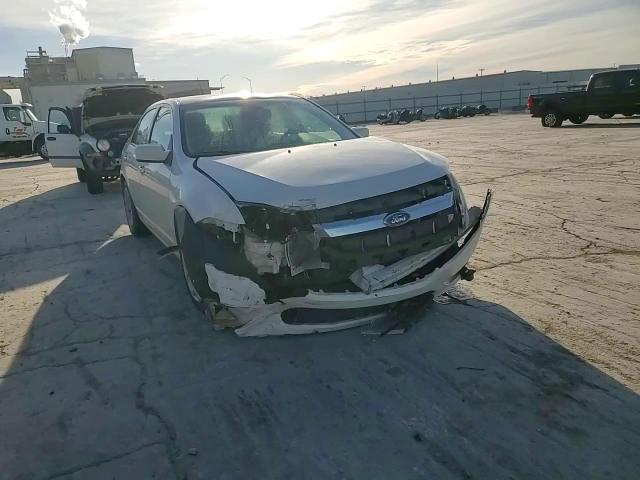 2011 Ford Fusion - Image 10