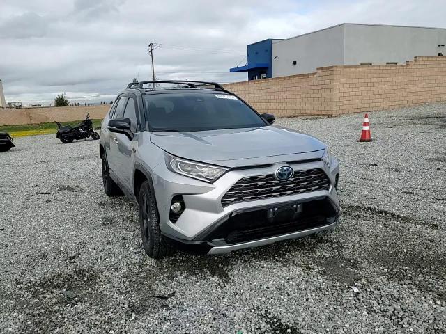 2021 Toyota RAV 4 - Image 11