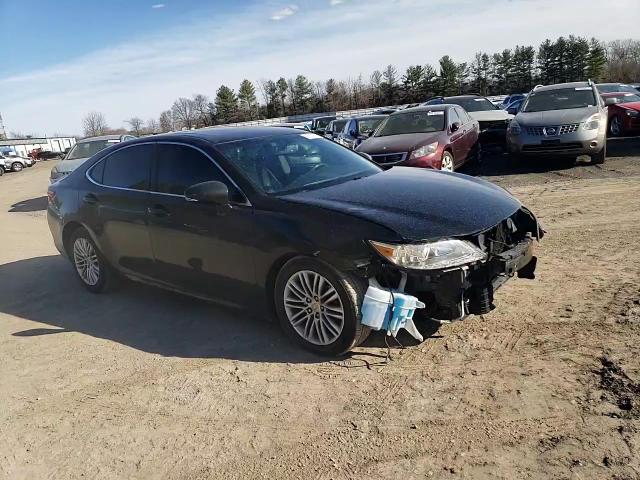 2015 Lexus ES - Image 10