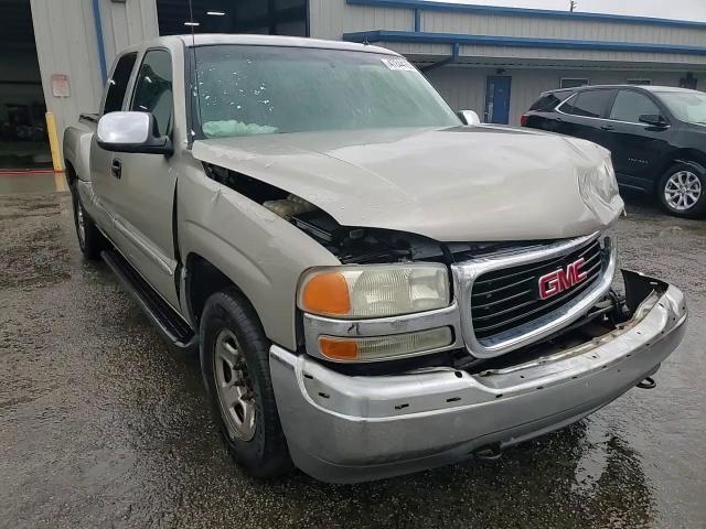 2001 GMC Sierra - Image 10