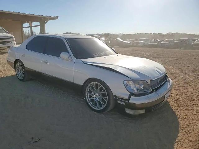 1998 Lexus LS - Image 10