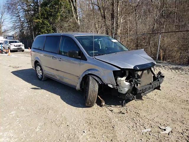 2016 Dodge Caravan - Image 12