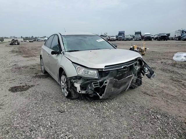 2014 Chevrolet Cruze - Image 11