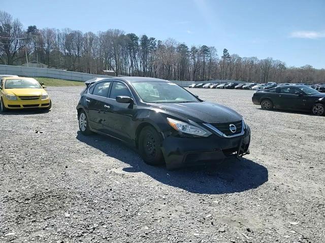 2017 Nissan Altima - Image 11
