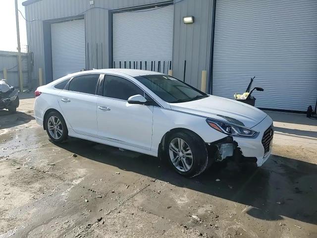 2018 Hyundai Sonata - Image 13