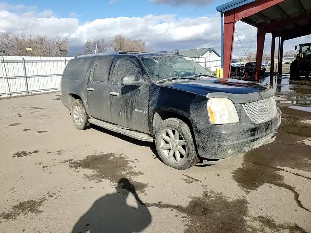2007 GMC Yukon - Image 11