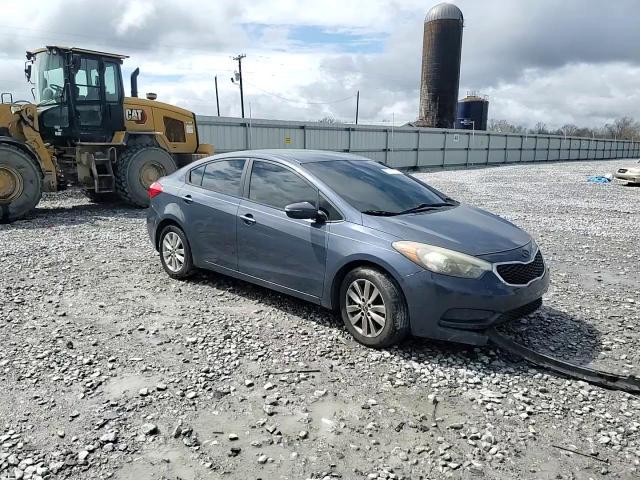 2014 Kia Forte - Image 11