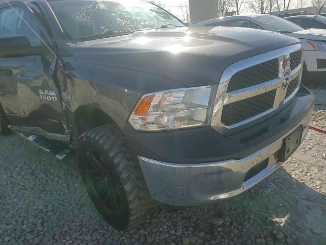 2017 RAM 1500 - Image 13
