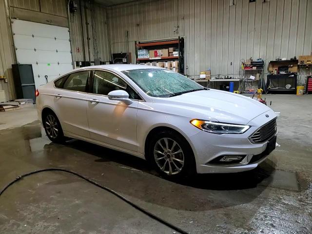 2017 Ford Fusion - Image 13