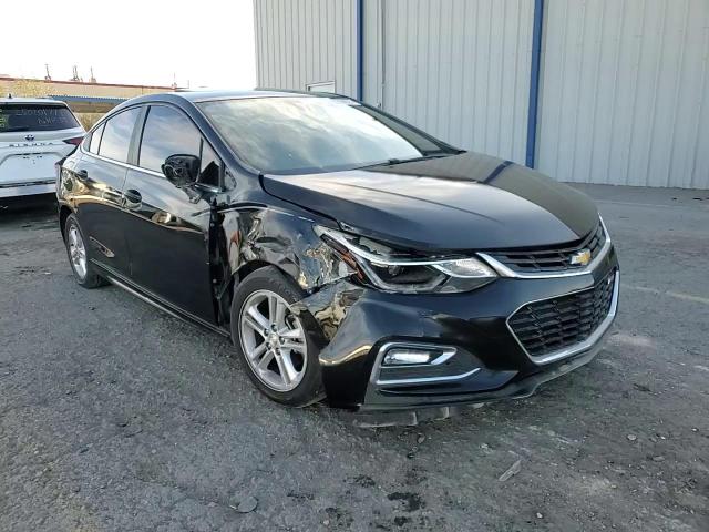 2016 Chevrolet Cruze - Image 13