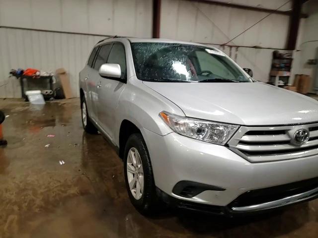 2012 Toyota Highlander - Image 14