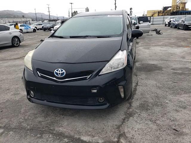 2013 Toyota Prius - Image 12