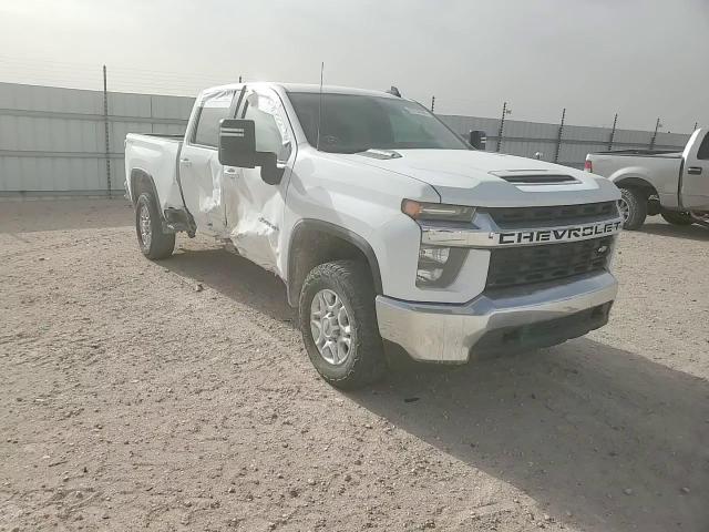 2022 Chevrolet Silverado - Image 13