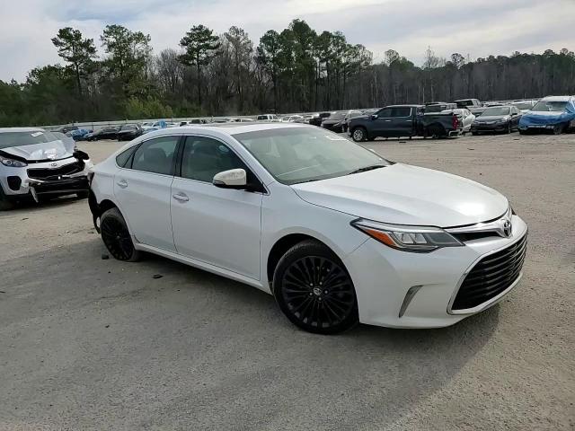 2016 Toyota Avalon - Image 11