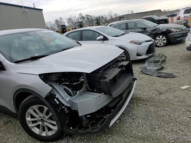 2020 Ford Escape - Image 10