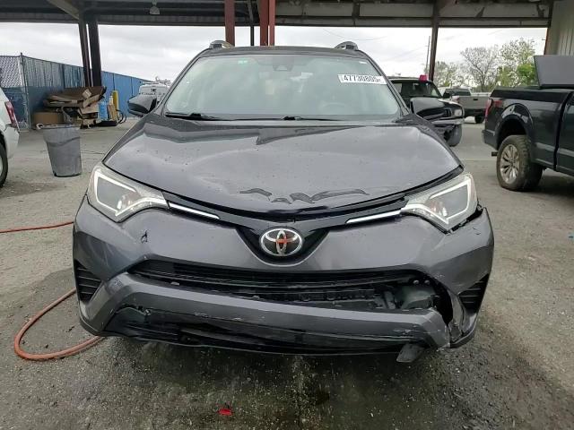 2017 Toyota RAV 4 - Image 14