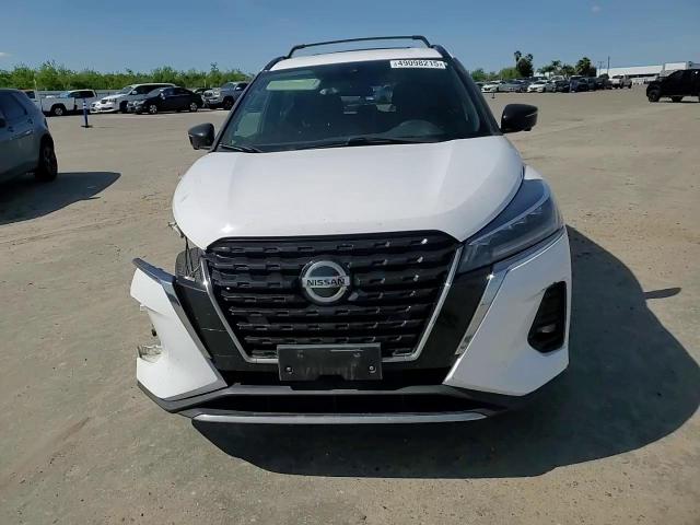 2021 Nissan Kicks - Image 12