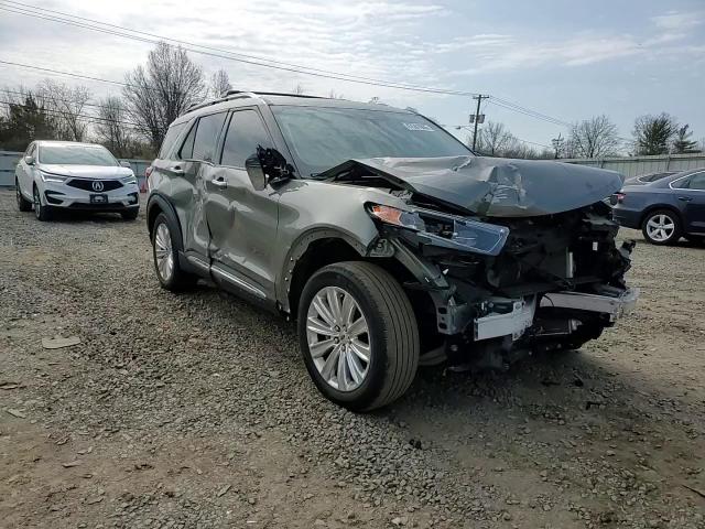 2020 Ford Explorer - Image 12