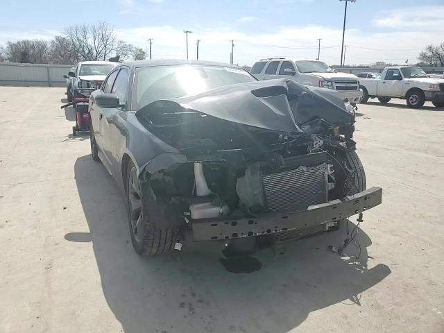 2019 Dodge Charger - Image 11
