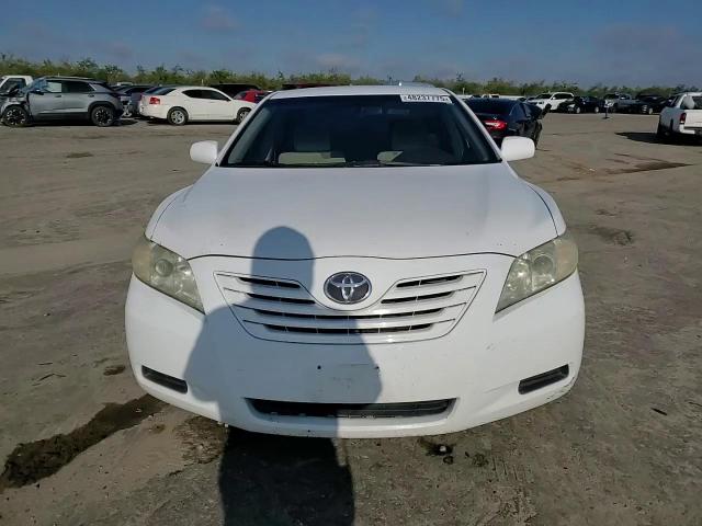 2009 Toyota Camry - Image 10