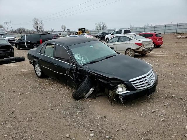 2008 Cadillac DTS - Image 10