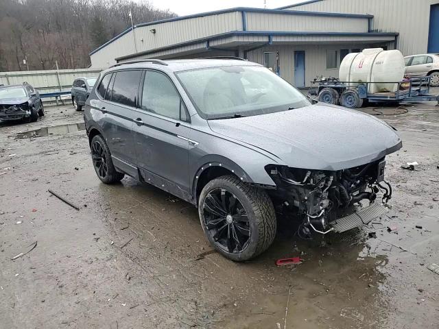 2021 Volkswagen Tiguan - Image 15