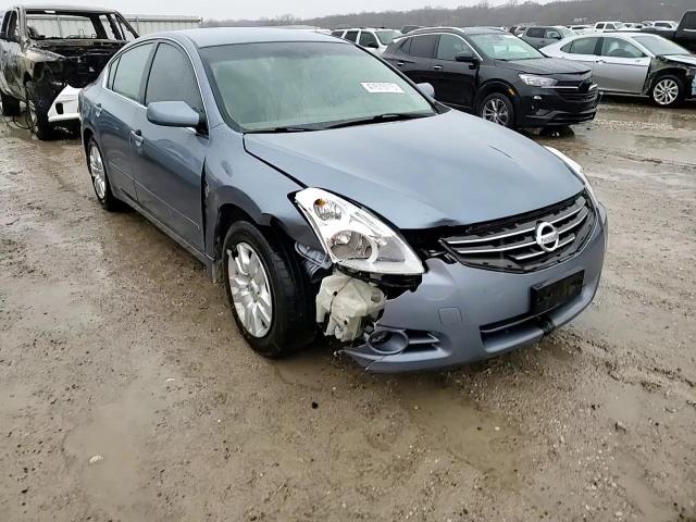 2012 Nissan Altima - Image 10